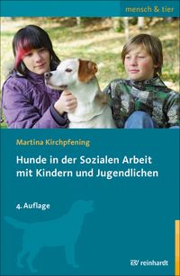 Buch Cover Hunde in der Sozialen Arbeit mit Kindern und Jugendlichen