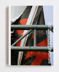 Buch Cover BEYOND SCULPTURE